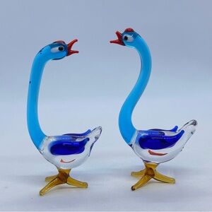 Set of 2 Vintage Hand Blown Art Glass Small Swans Ducks Birds 4 Inch Tall *READ*